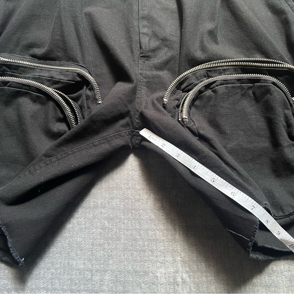 mnml Cargo Shorts XXL Black Cotton Front Zipper Pockets Grunge Streetwear Beach - Picture 6 of 12